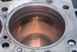 Цилиндр двигателя внутреннего сгорания после обработки Реагент 3000